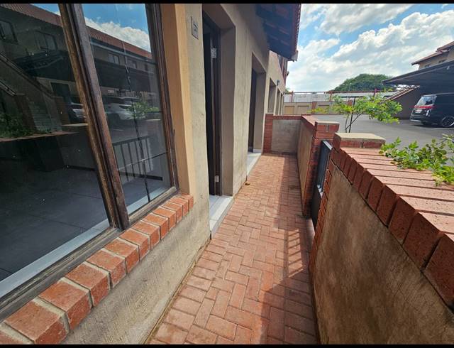 1 BEDROOM APARTMENT FOR SALE IN KENLEAF
